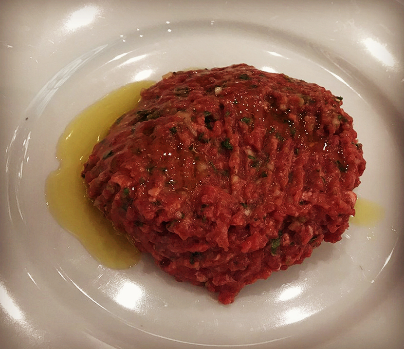 ../Images/CHEN,YA-CHEN-Monte Carlo-Brasserie du Cafe de Paris Monte-Carlo (7).jpg